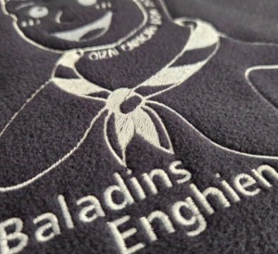 Broderie les baladins de Enghien